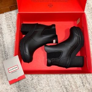 Hunter rain boots (3in heels) in black